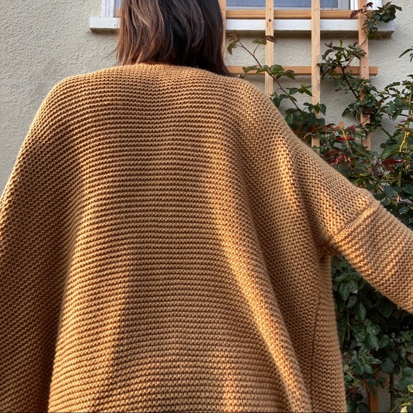 Tobi Oversized Cardigan - Picture 4 of 6